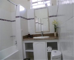 Bonanza Apartments