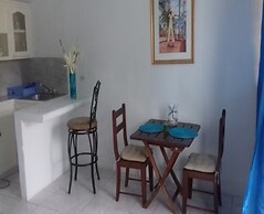 Bonanza Apartments