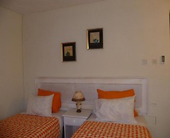 Bonanza Apartments