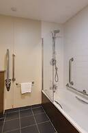Chessington Resort Hotel