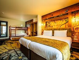 Chessington Resort Hotel