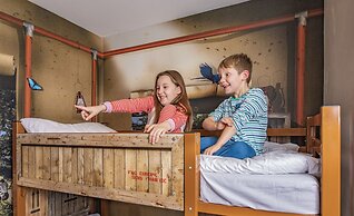Chessington Resort Hotel