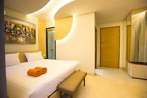 P72 Hotel