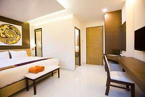 P72 Hotel