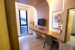 P72 Hotel
