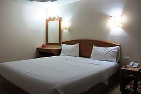 P72 Hotel
