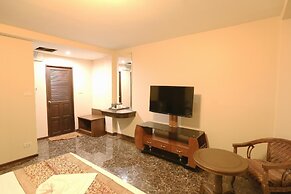 Katesiree House