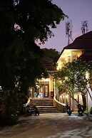 Baan Busaba Hotel