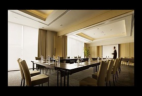 Première Hotel