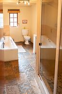 Bushriver Lodge