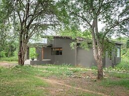 Bushriver Lodge