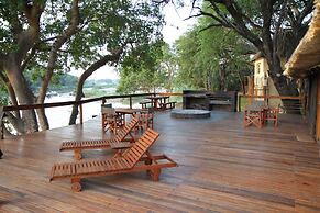 Bushriver Lodge