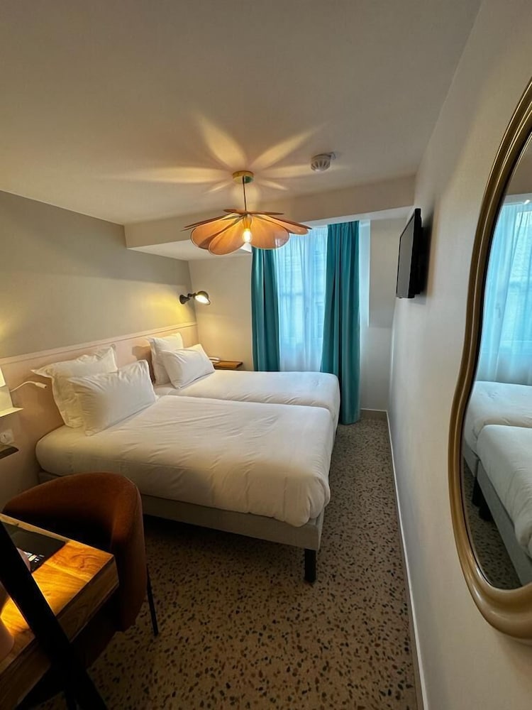 Trendy Canette Hotel