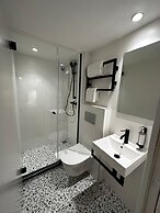 Trendy Canette Hotel