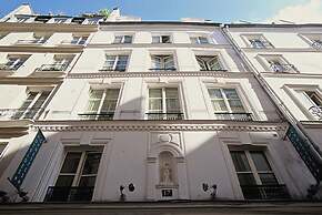 Trendy Canette Hotel