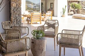 Mykonos Panormos Villas & Suites