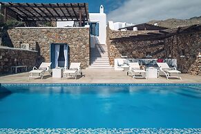 Mykonos Panormos Villas & Suites