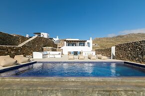 Mykonos Panormos Villas & Suites