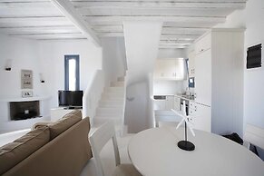 Mykonos Panormos Villas & Suites