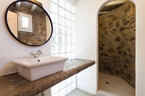 Mykonos Panormos Villas & Suites