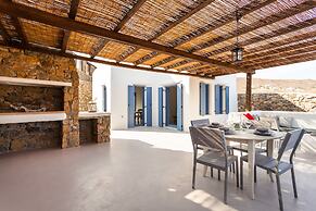 Mykonos Panormos Villas & Suites