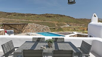 Mykonos Panormos Villas & Suites