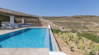 Mykonos Panormos Villas & Suites