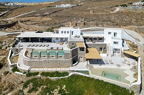 Mykonos Panormos Villas & Suites