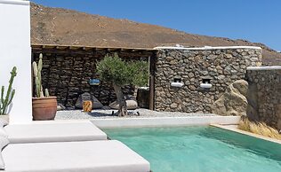 Mykonos Panormos Villas & Suites