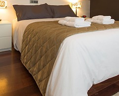 The Queen Luxury Apartments - Villa Giada