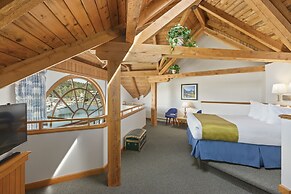 Canadian Princess Lodge & Marina