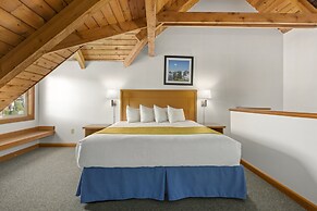 Canadian Princess Lodge & Marina