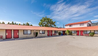Westridge Motor Inn