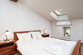 Elegant Apartments