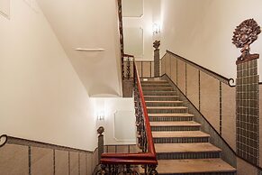Elegant Apartments
