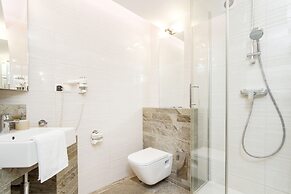 Elegant Apartments