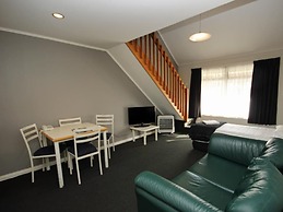 Champers Motor Inn