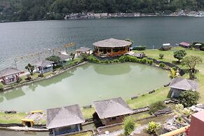 Khas Parapat