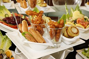 Warwick Al Jubail Hotel