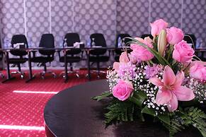 Warwick Al Jubail Hotel