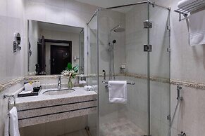 Warwick Al Jubail Hotel