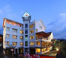Red Sparrow Resorts