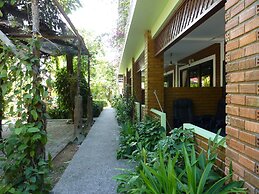 Ladda Resort