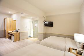 Rainbow Hotel