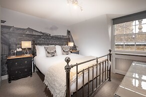 Edgar Townhouse