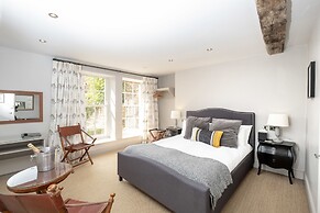 Edgar Townhouse