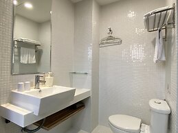 Cho Hotel