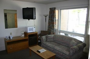Skyline Motel