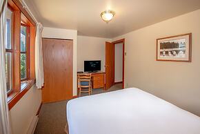 Painter's Lodge