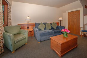 Painter's Lodge